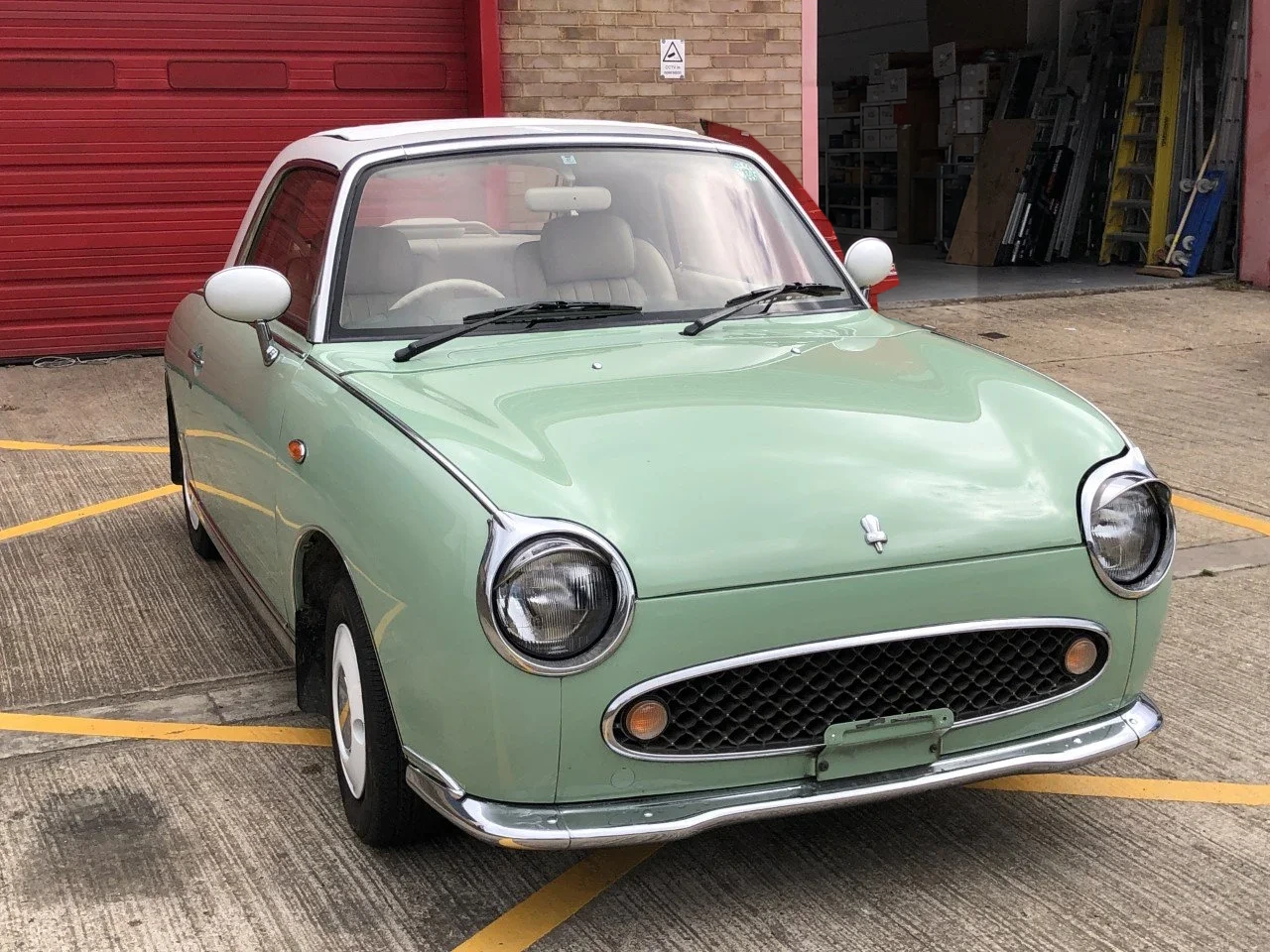 Emerald Green Nissan Figaro – 31,000 miles